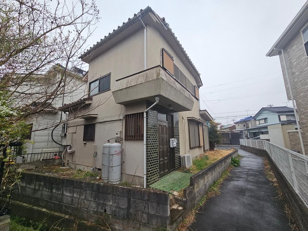 5DK Detached House for Sale in Hachioji, Tokyo - Thumbnail 2