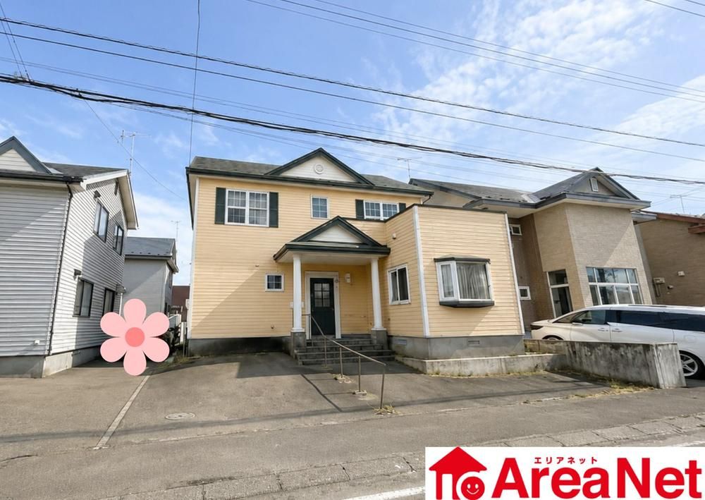 4LDK Detached House for Sale in Tomakomai, Hokkaido - Thumbnail 2