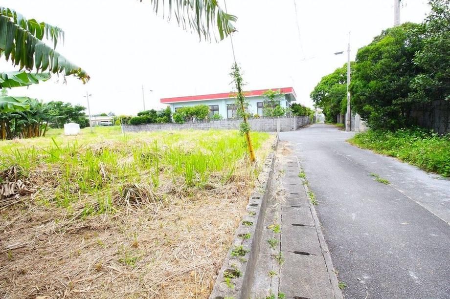 Land for Sale in Nago, Okinawa - 369 sqm Corner Plot - Thumbnail 2