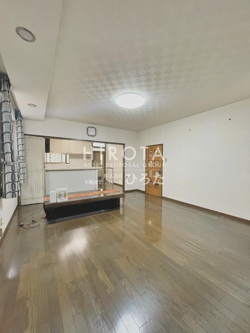 4LDK Detached House for Sale in Yahatanishi Ward, Kitakyushu - Thumbnail 4
