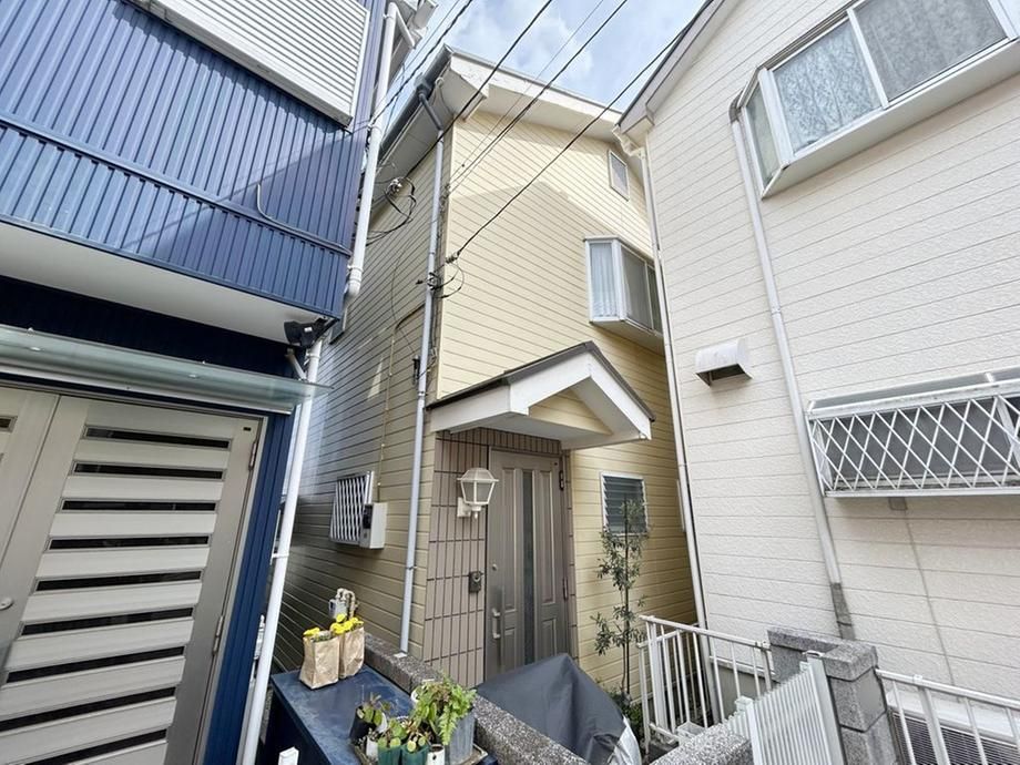 3LDK Detached House for Sale in Kanagawa Ward, Yokohama - Thumbnail 2