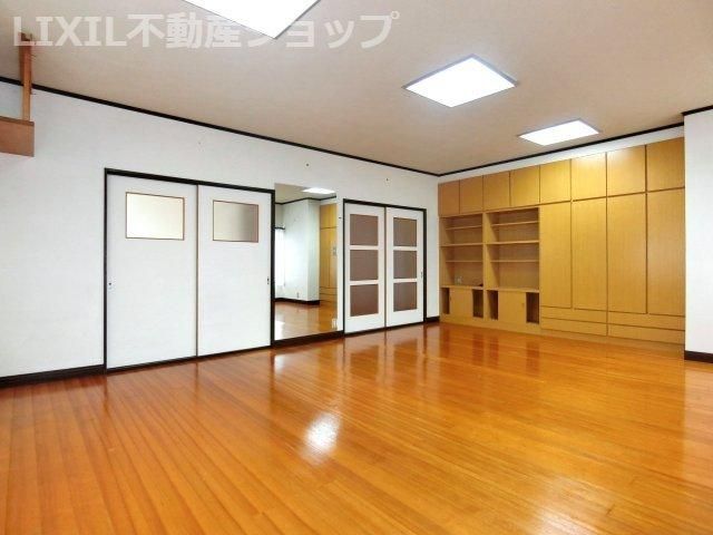 4DK+S House for Sale in Joetsu, Niigata - 12.8 Million Yen - Thumbnail 2
