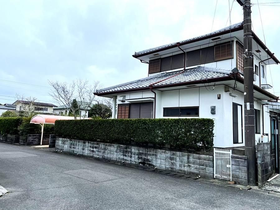 5LDK Detached House in Sadowara-cho, Miyazaki City - 13.8 Million Yen - Thumbnail 2