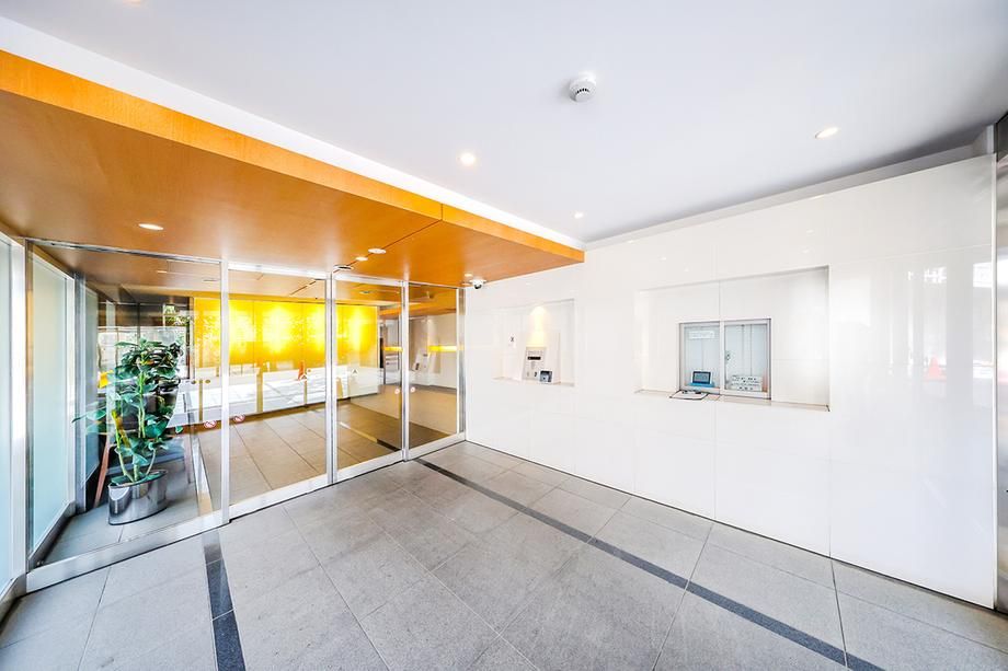 3LDK Apartment for Sale in Kikuna, Yokohama - Thumbnail 2
