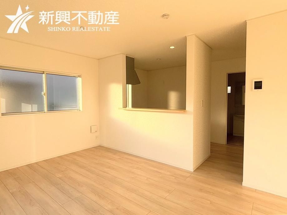 Newly Built 4LDK House in Eiraku-cho, Miyazaki City - Thumbnail 4