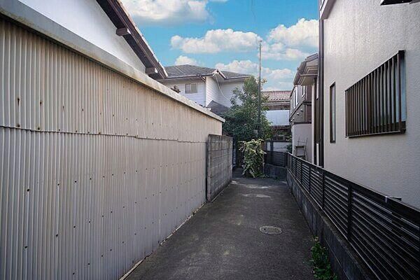 4LDK House for Sale in Nakano, Tokyo - 160.64m2 - Thumbnail 3