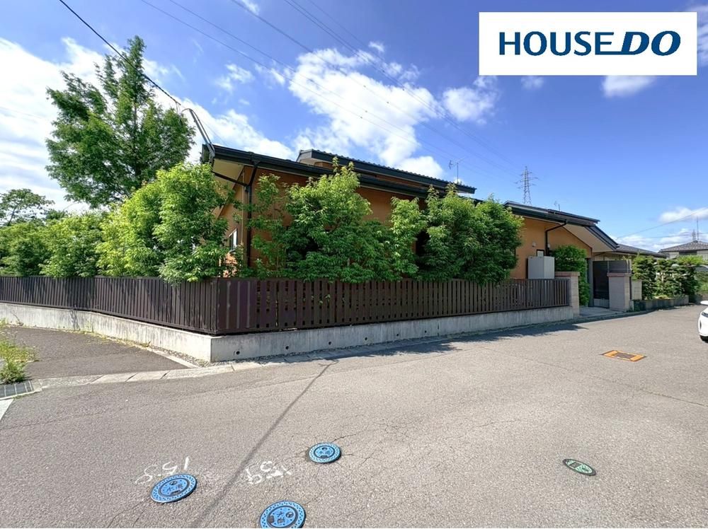 Spacious 4LDK Single-Story Home on Large Lot in Koriyama - Thumbnail 4