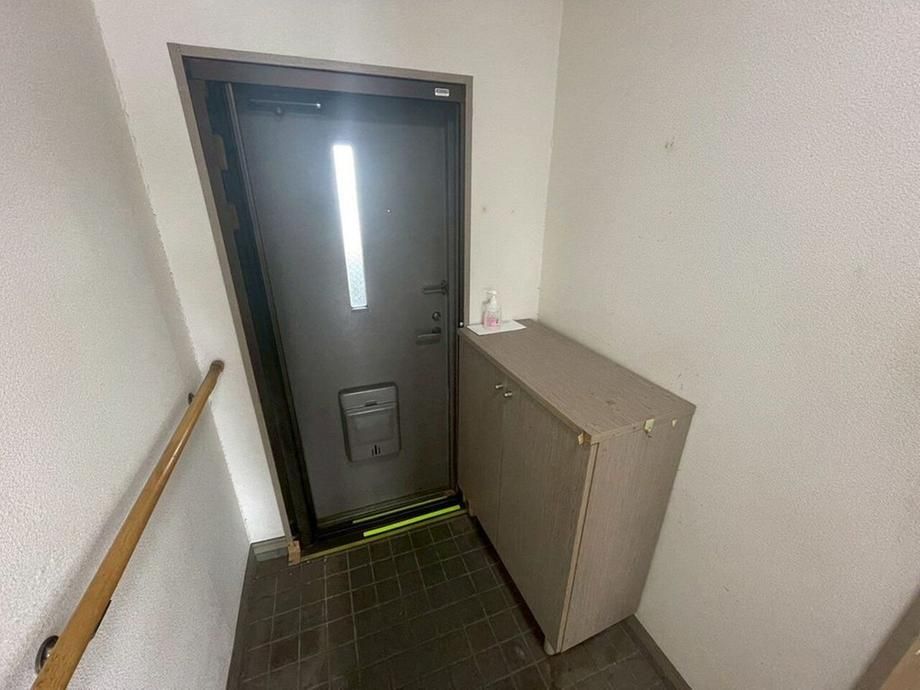 3LDK Apartment for Sale in Oita City, Oita Prefecture - Thumbnail 3