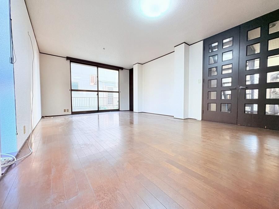 5LDK House for Sale in Nara City, Near Kintetsu Nara Station - Thumbnail 4