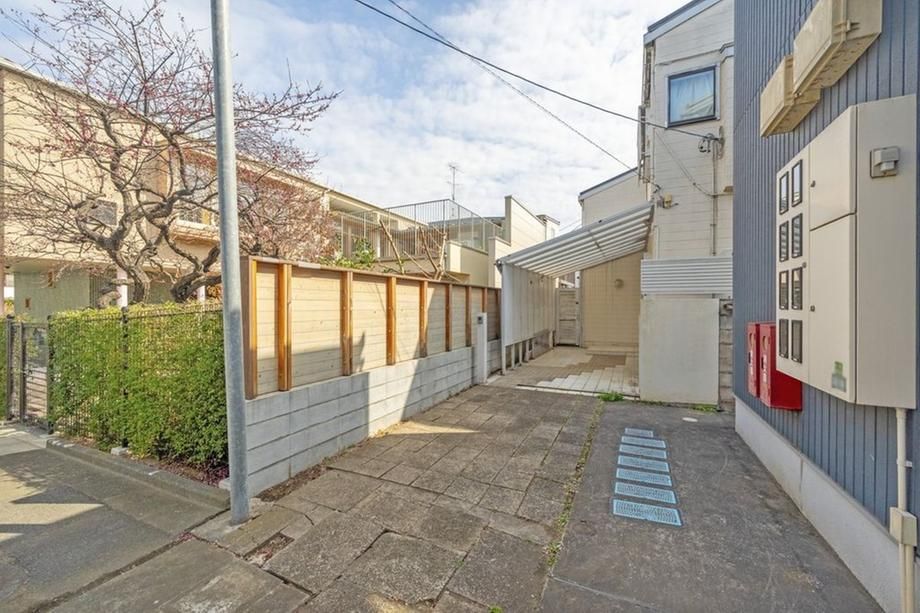 Land for Sale in Setagaya, Tokyo – 242.36 sqm Near 3 Stations - Thumbnail 4