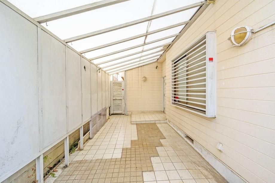 Land for Sale in Setagaya, Tokyo – 242.36 sqm Near 3 Stations - Thumbnail 2