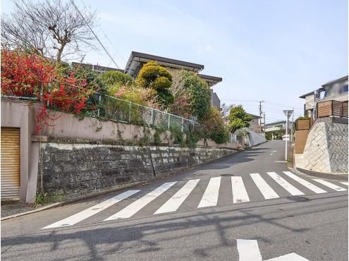Building Land in Funabashi, Chiba - 298m2 Corner Plot - Thumbnail 4