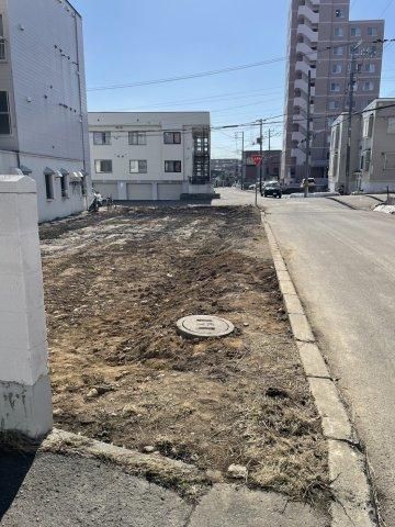 Land for Sale in Teine Ward, Sapporo, 235 sqm, Near Station - Thumbnail 4