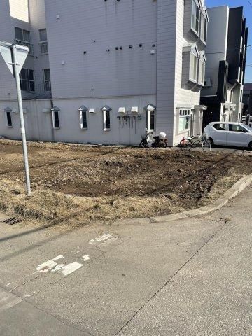 Land for Sale in Teine Ward, Sapporo, 235 sqm, Near Station - Thumbnail 2