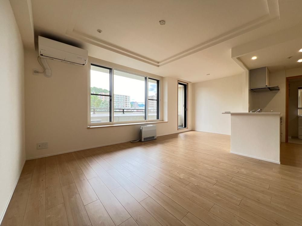 Renovated 3LDK Apartment in Chuo Ward, Sapporo - Thumbnail 2