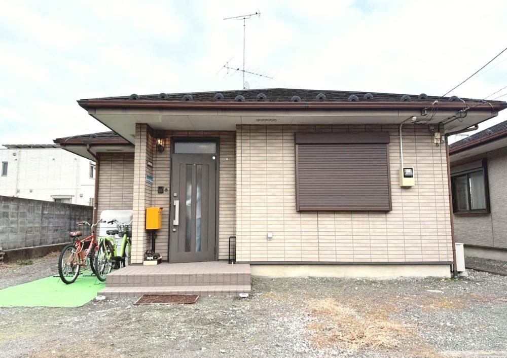 2LDK House for Sale in Fuchu near Fuchuhommachi Station - Thumbnail 2