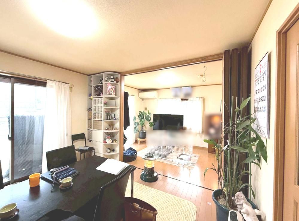 2LDK House for Sale in Fuchu near Fuchuhommachi Station - Thumbnail 3