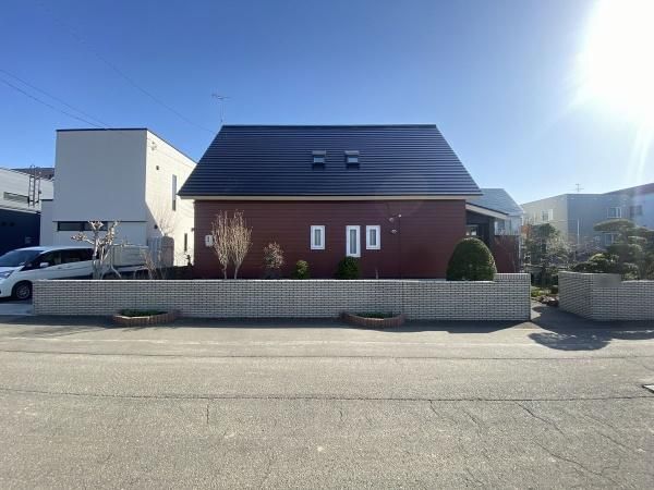 3LDK Used House for Sale in Higashi-ku, Sapporo with 382m2 Land - Thumbnail 2
