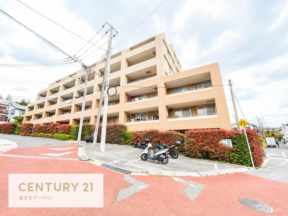 3LDK Apartment for Sale in Funabashi, Chiba - 76.19m2 - Thumbnail 3