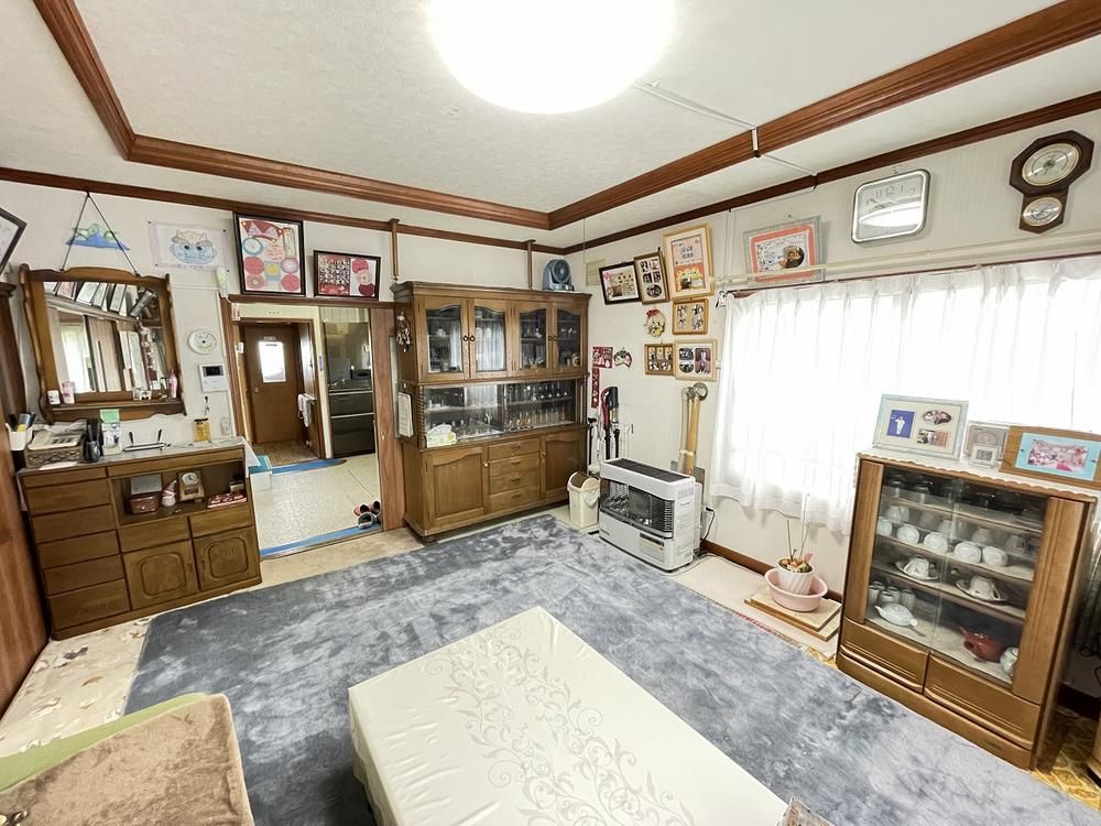 3LDK+S Detached House on Large 646m2 Lot in Kuriyama, Hokkaido - Thumbnail 3