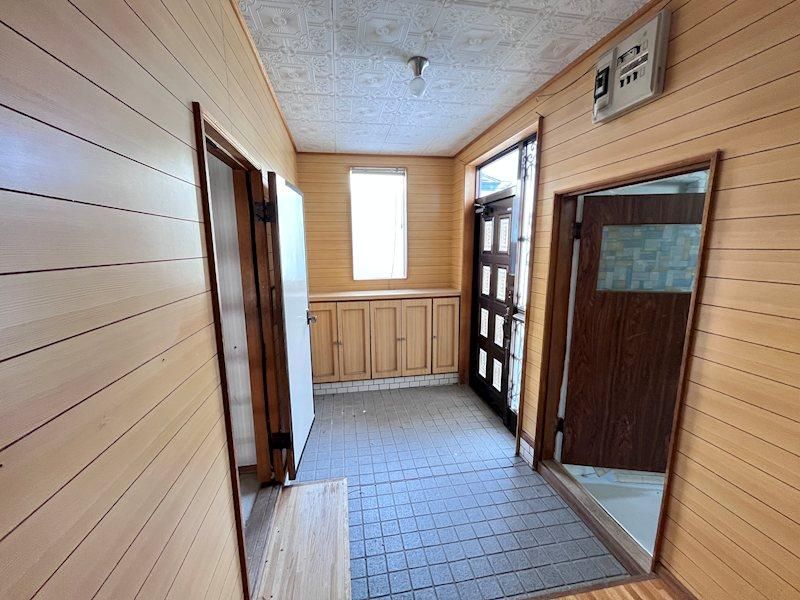 4LDK House with Shop Space in Kitami City, Hokkaido - Thumbnail 3