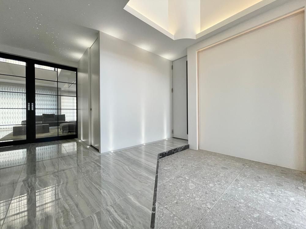 9LDK Family House for Sale in Kasugai, Aichi - 502.14m² Land - Thumbnail 3