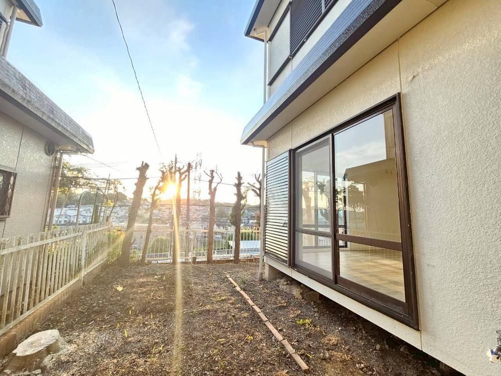 Renovated 4LDK House for Sale in Machida, Tokyo - Thumbnail 2
