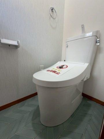 4LDK Detached House for Sale in Tsukubamirai, Ibaraki — Toilet, Tsukubamirai, Ibaraki