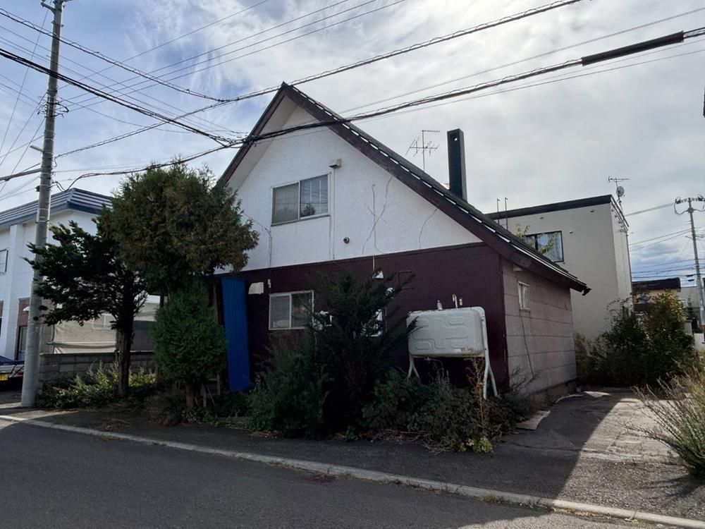 3LDK Used House for Sale in Kita-ku, Sapporo, Hokkaido - Thumbnail 2