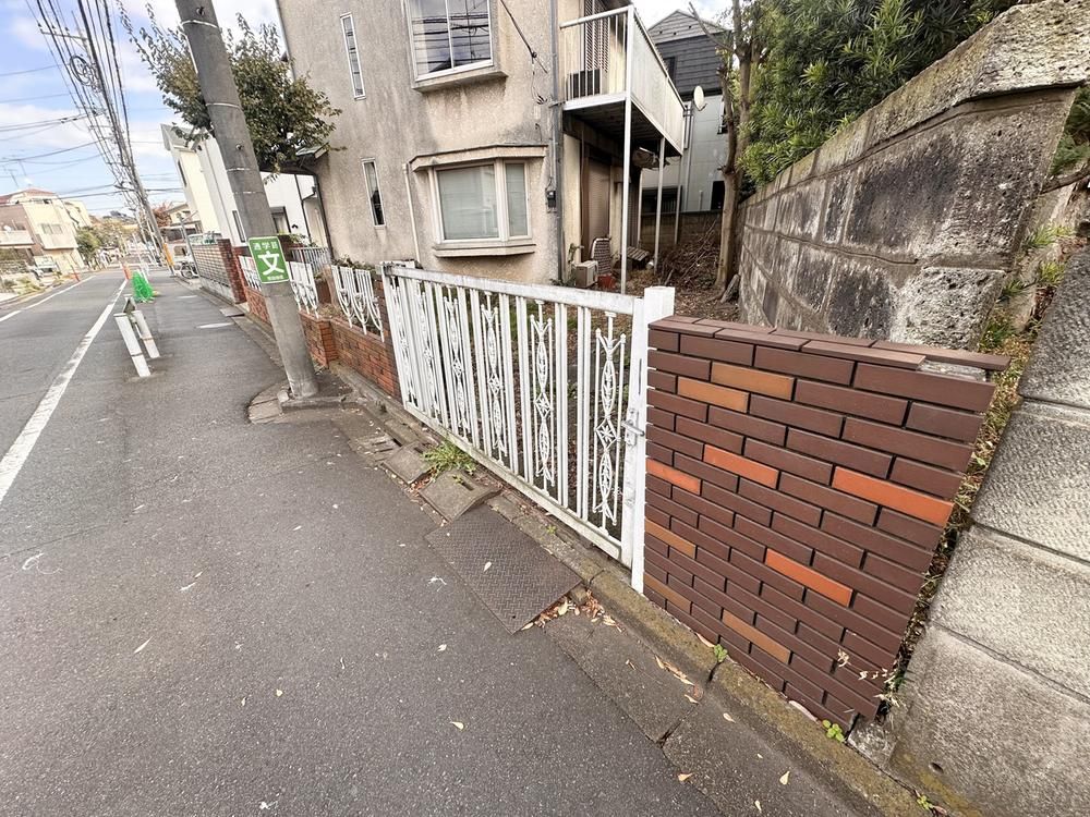 Land for Sale in Setagaya, Tokyo - 165 sqm - Thumbnail 2