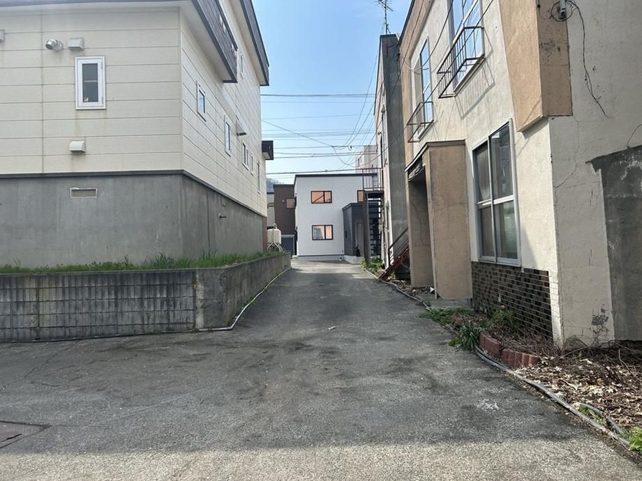 Land for Sale in Toyohira-ku, Sapporo - 341 sqm Building Plot - Thumbnail 3