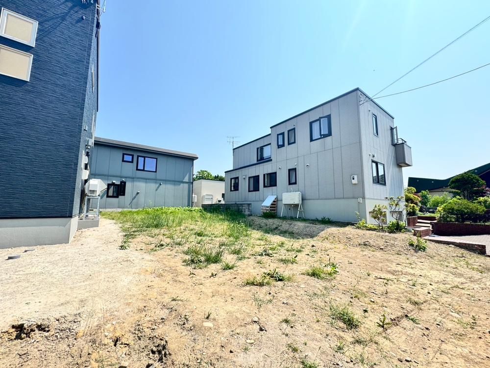 Land for Sale in Ebetsu, Hokkaido - 157.25 sqm - Thumbnail 2
