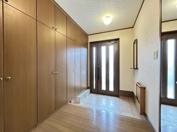 7LDK House for Sale in Ina-machi, Saitama – 176.79m² with Solar Power - Thumbnail 4