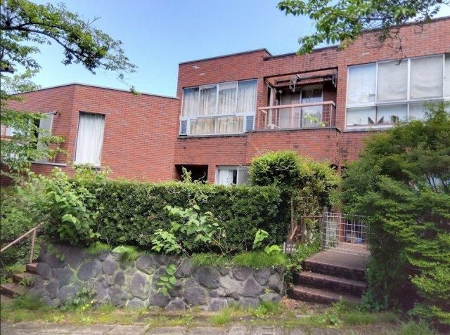 2LDK Apartment for Sale in Kannami, Shizuoka - 68.82m2 - Thumbnail 2
