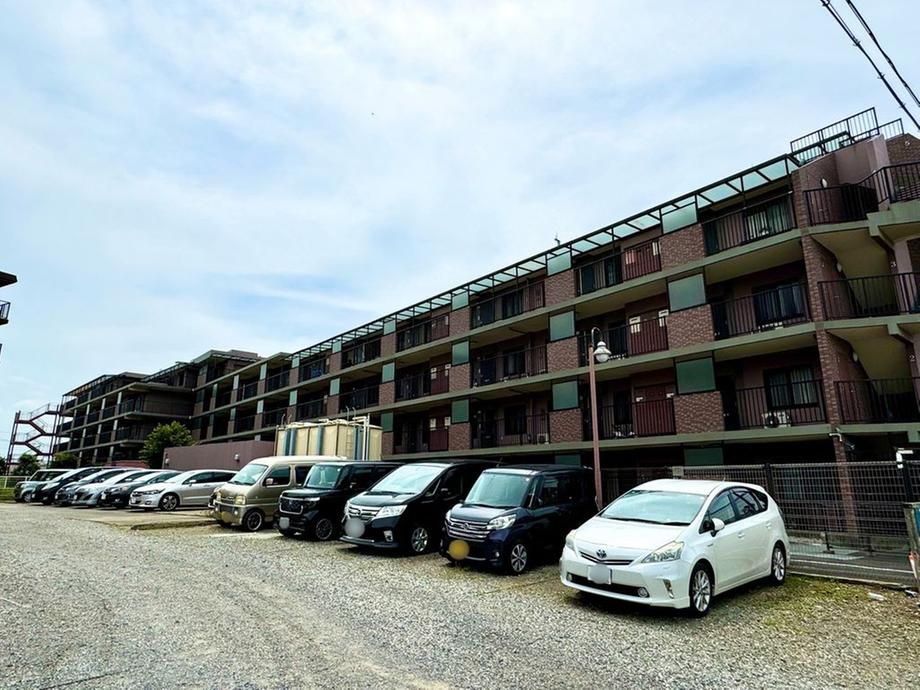 3LDK Apartment for Sale in Funabashi, Chiba - 72.5m2 - Thumbnail 2