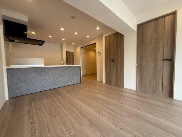 Renovated 3LDK Apartment in Saginuma, Kawasaki - 71m2 - Thumbnail 4