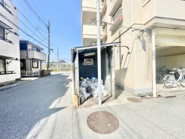 1LDK Apartment for Sale in Funabashi, Chiba - 31.76m2 - Thumbnail 2