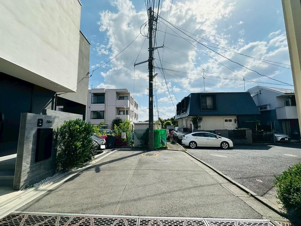 Land for Sale in Kamisoshigaya, Setagaya-ku, Tokyo - 175.68 sqm - Thumbnail 4