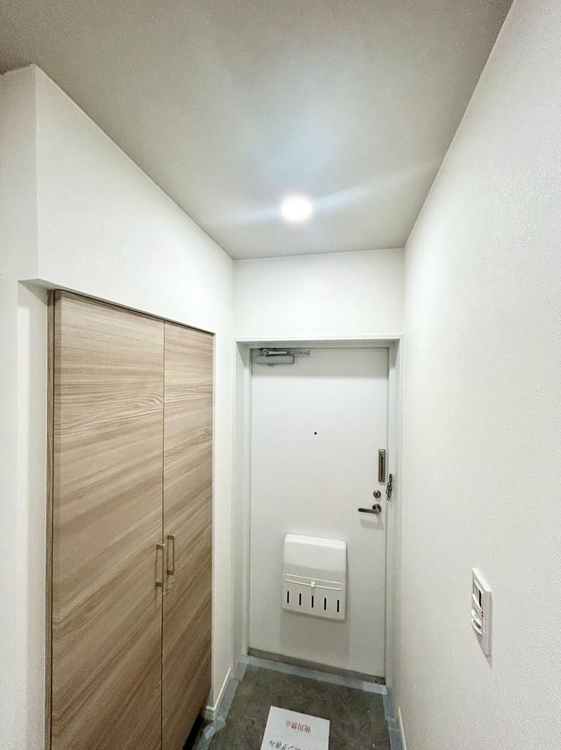 Renovated 2LDK Apartment for Sale in Kawasaki, Kanagawa - Thumbnail 2