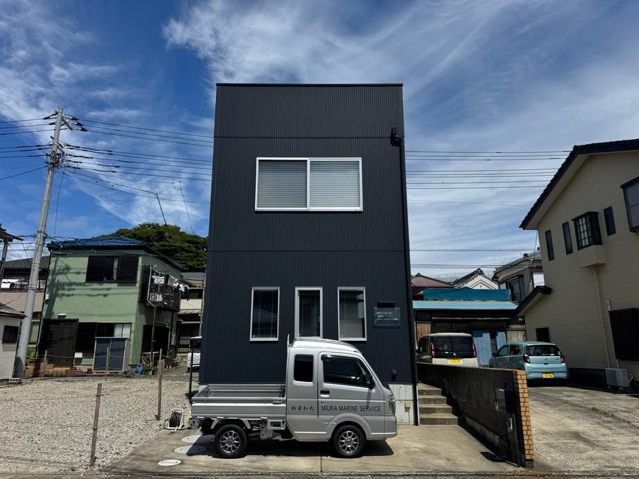 Custom-Built 2DK House with Ocean View in Miura City - Thumbnail 3