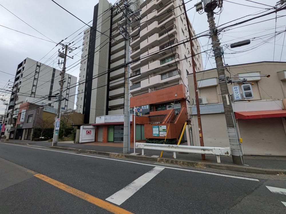 Clair Nakayama 2LDK Apartment for Sale in Funabashi - Thumbnail 2