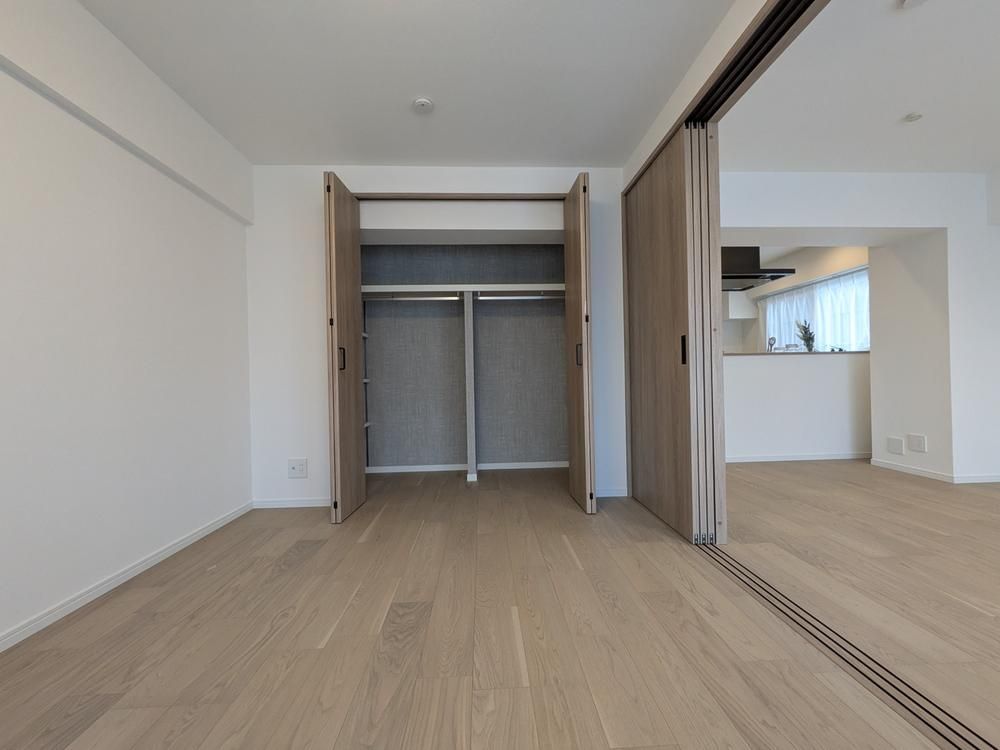 Clair Nakayama 2LDK Apartment for Sale in Funabashi - Thumbnail 3