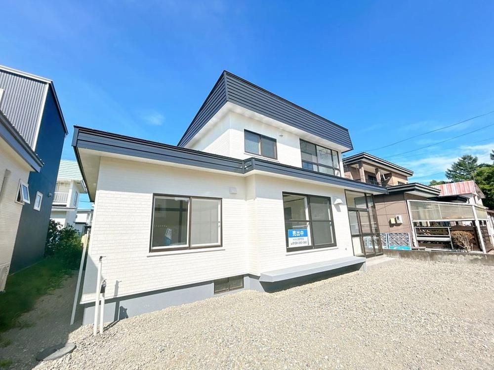 Renovated 4LDK House for Sale in Obihiro, Hokkaido - Thumbnail 3
