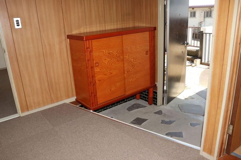 3LDK Detached House for Sale in Tajimi, Gifu - 191m2 Land - Thumbnail 2