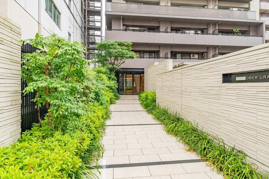 Renovated 3LDK Apartment in Urawa, Saitama - 70.87m2 - Thumbnail 2