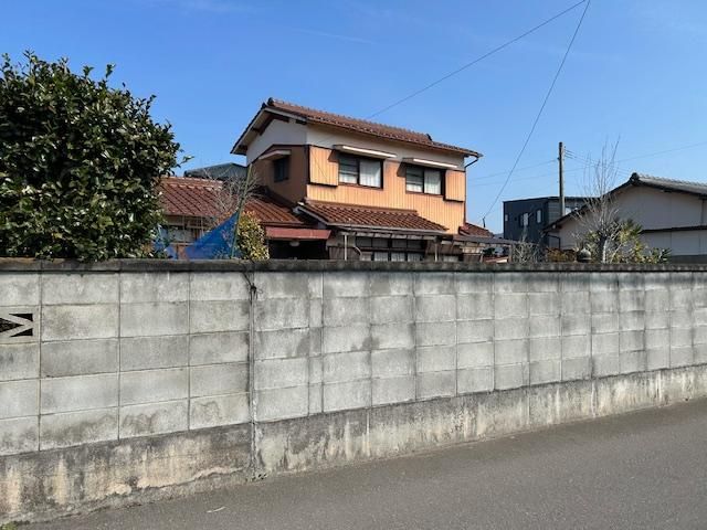 Spacious 315 sqm Land for Sale in Sakaide, Kagawa - Thumbnail 2