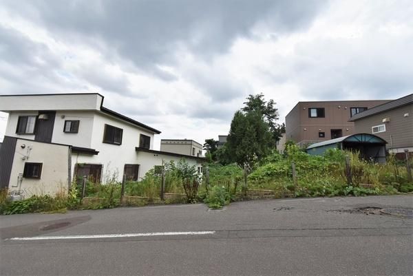 419m2 Land for Sale in Teine-ku, Sapporo, Hokkaido - Thumbnail 3