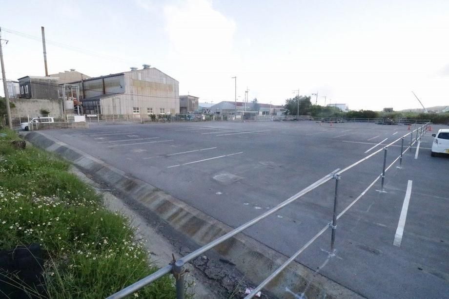 Land for Sale in Nakagusuku Village, Okinawa - 1,529 sqm - Thumbnail 2