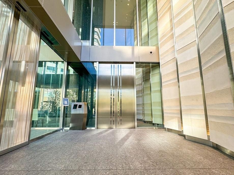 3LDK Apartment for Sale in Nishi-Shinjuku, Tokyo - 75.32 sqm - Thumbnail 2