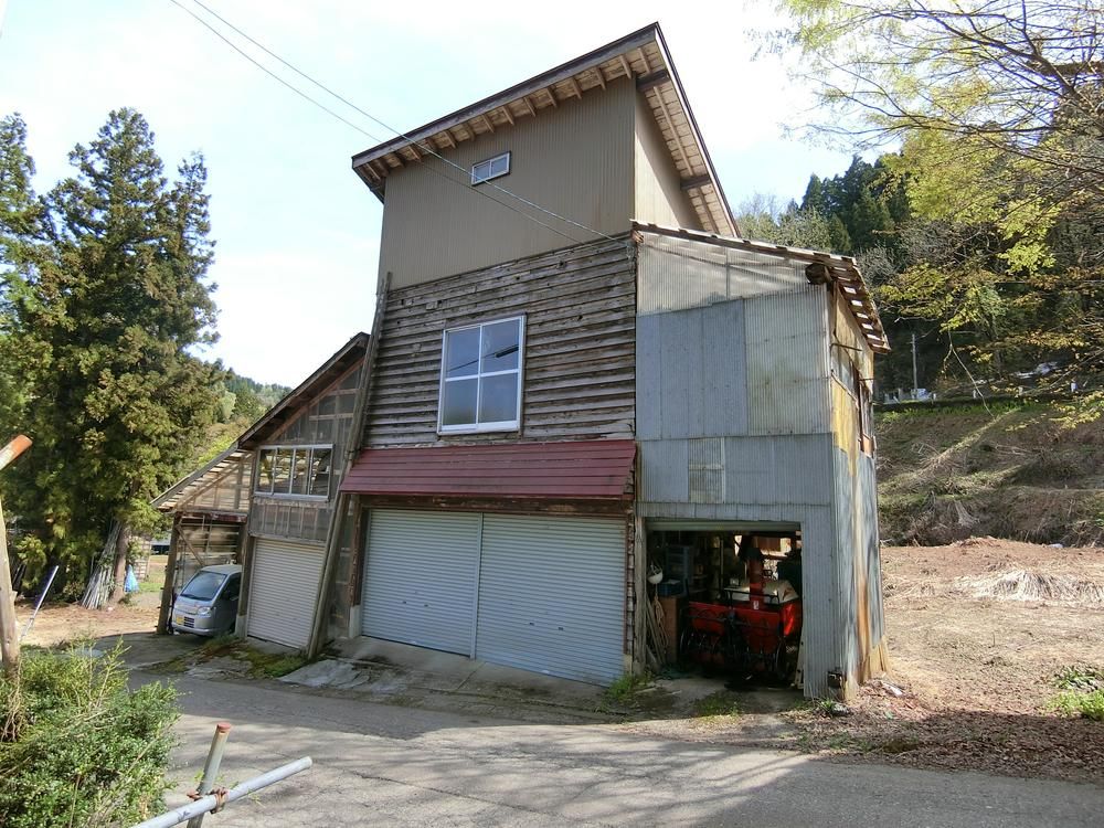 Renovated Kominka-Style 9DK House on 325 Tsubo in Joetsu, Niigata - Thumbnail 2